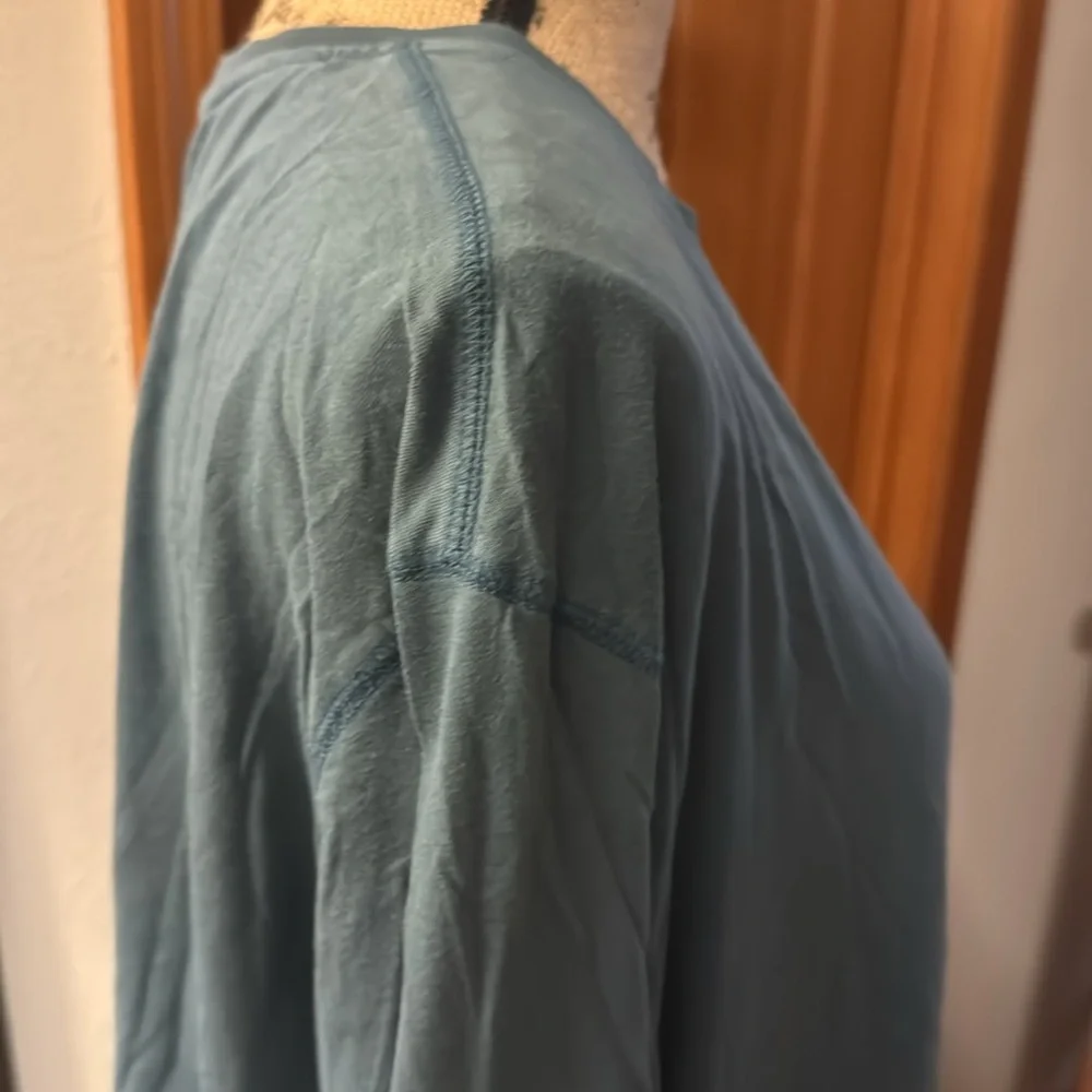 Tommy Bahama Relax unisex Long sleeve T - Picture 4 of 6
